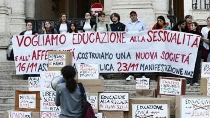 Educazione sessuale vietata alle medie, Fondazione Pangea: “Emendamento oscurantista”