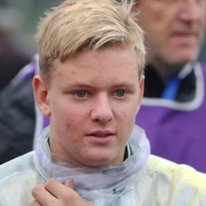 Un altro Schumacher diventa pilota: il figlio di Michael correr&agrave; in F4