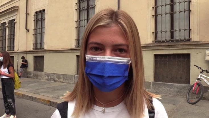 Scuola, Anita torna in classe: "Spero in un anno tutto in presenza"