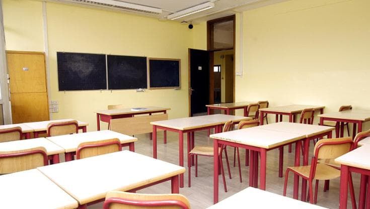 In Sicilia si svuotano le classi, dispersione scolastica da record