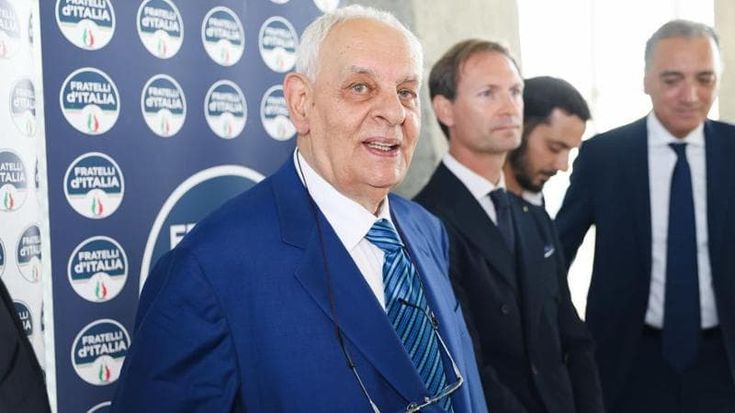Fuoco amico sul premierato, Pera lo boccia: “Un pasticcio”. FdI: “La sua è un’autocritica”