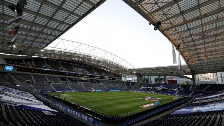 Champions, in Portogallo la finale tra Manchester City e Chelsea: Porto la spunta su Lisbona