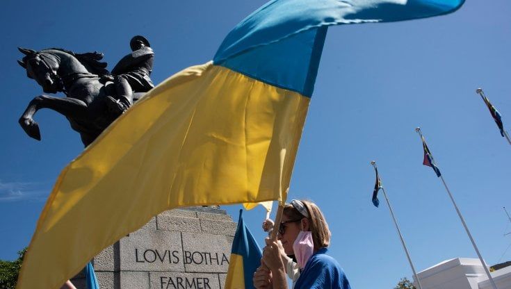 Dall'Africa per combattere nella guerra in Ucraina, ma molti governi frenano le richieste di arruolamento