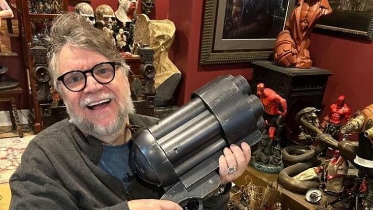 Guillermo del Toro: “Ho visto un Ufo a 14 anni. È stato come prendere dei funghi allucinogeni”