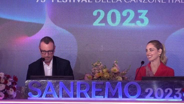 Sanremo, l'annuncio di Amadeus: "Mattarella in sala alla prima serata"