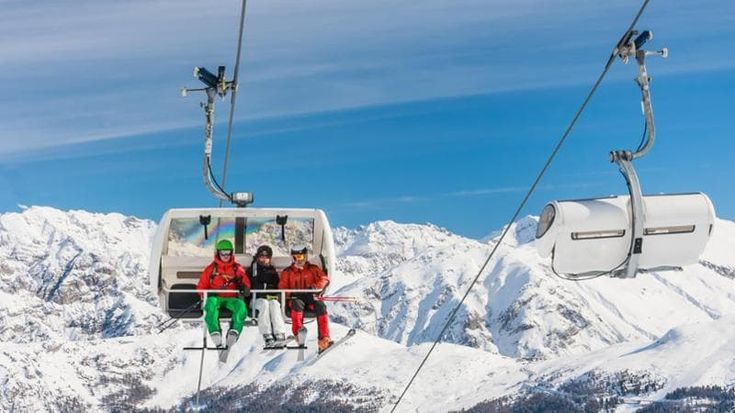 Neve, l’anno olimpico sarà affollato ma non sold out. Cortina, Campiglio e Livigno le mete top