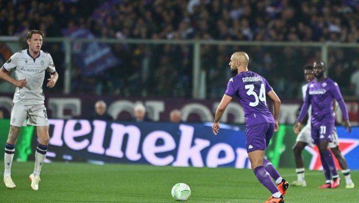 Furto a casa di Amrabat mentre era in campo contro il Basilea