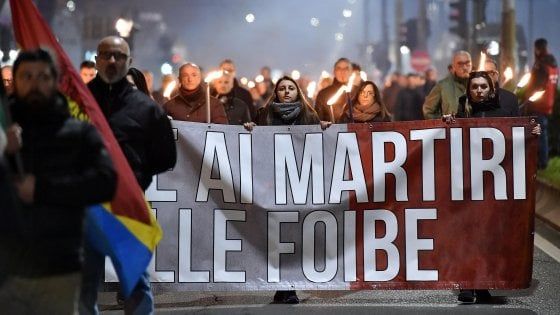 "Chiudiamo l'Anpi di Lecce, è un pericolo per la democrazia": bufera sul sindaco di Nardò Pippi Mellone