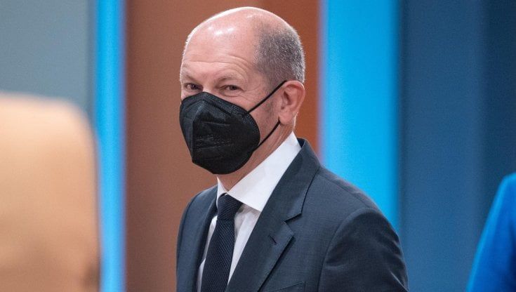 Germania, indagine sul riciclaggio: perquisito l'ufficio del ministro delle Finanze Scholz