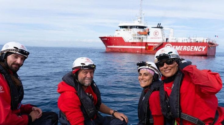Soldini: “I come to the aid of those who brave the sea in search of a future”