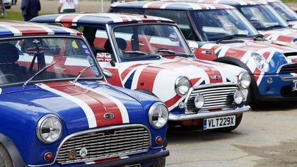 Mini, in Portogallo la festa più grande del mondo
