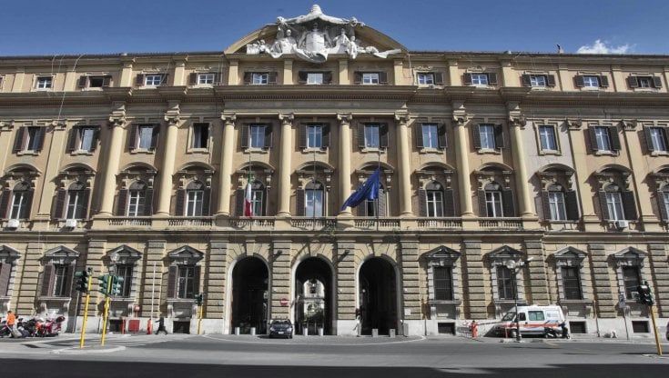 Banche centrali e inflazione: frenano ancora i titoli di Stato