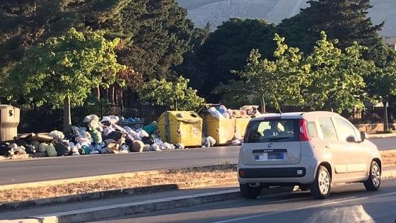 Tari, bandiera bianca dei commercianti: “Non possiamo pagare” 