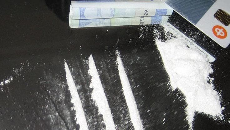 After party all’alba con la coca: il business dei clan per l’estate. “Lì si spaccia ancora di più”