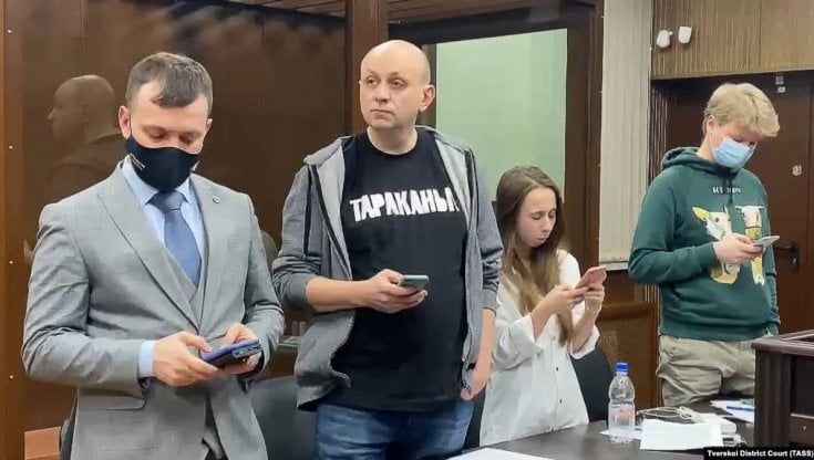 Russia, proteste per Navalnyj: il giornalista Smirnov in carcere per un "retweet"
