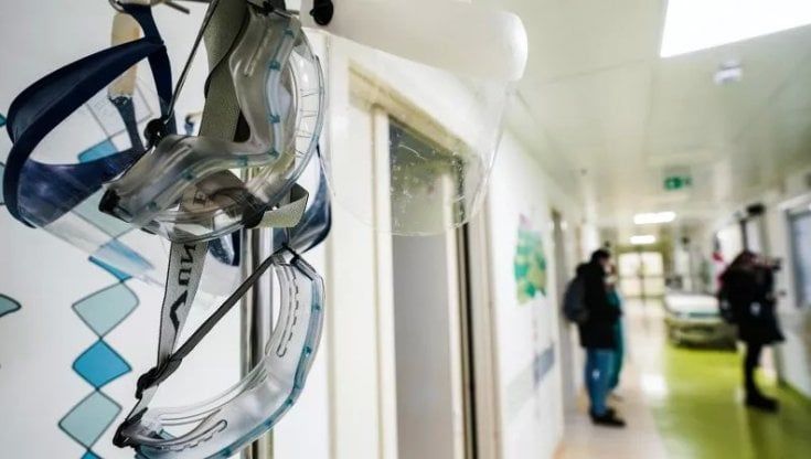 Donini batte cassa al Governo: "Si trovano soldi per armi e calcio, la priorità deve essere la salute"