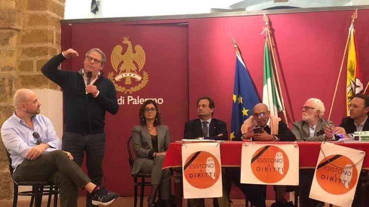Pro e contro, il confronto tra i due schieramenti sulla trascrizione dei figli delle coppie omogenitoriali