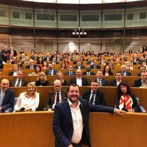 Le chiacchiere della politica e i moniti dei numeri: non c'è spazio per colpi di testa