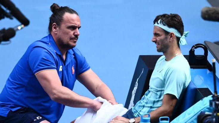 Australian Open, Djokovic-Musetti in diretta: l’azzurro si ritira, aveva vinto i primi due set