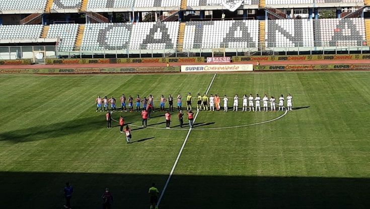 Calcio, serie C: il Catania perde in casa contro il Foggia e saluta i play-off