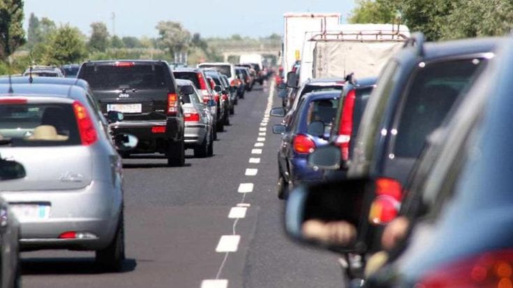 “Disagi nel weekend”: l’allerta dell’Anas sull’autostrada del caos