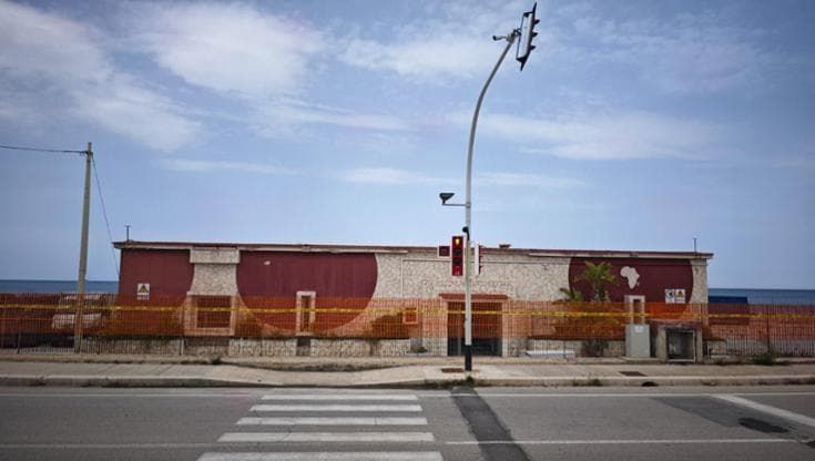 Bari, via al cantiere dell’ex Reef. Ristorante e terrazze con solarium: sarà pronto nell’estate 2027