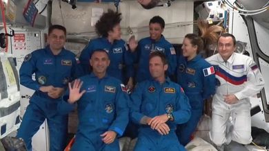 Incontri spaziali, gli ospiti della Iss accolgono gli astronauti di Crew-13: il benvenuto in video