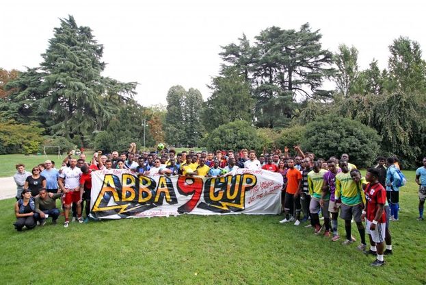 Milano, all'Arco della Pace si gioca la 'Abba Cup': il torneo di calcio per dire no al razzismo