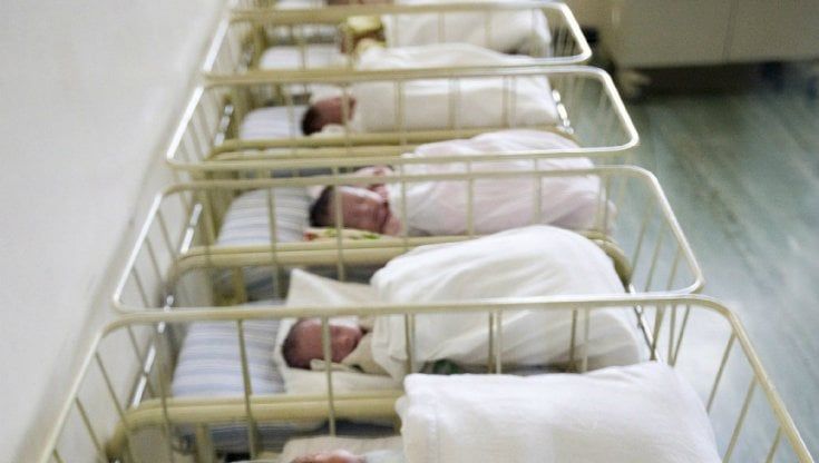 Denatalità, "l'Inverno delle nascite": con la pandemia c'è stato un crollo verticale, le Associazioni chiedono contromisure 