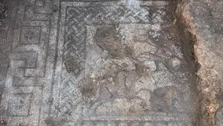 Torna alla luce il mosaico di caccia di Capo Boeo