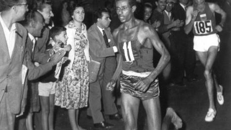 Abebe Bikila sul tramonto di Roma, il record di Kostadinova e quelle "molle" di El Guerrouj