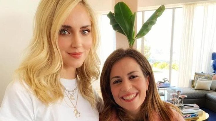 La dolce svolta di Alice de Blasio: “Lavoravo per Valentino e Benetton. Ora sforno torte per vip, da Meloni a Ferragni”