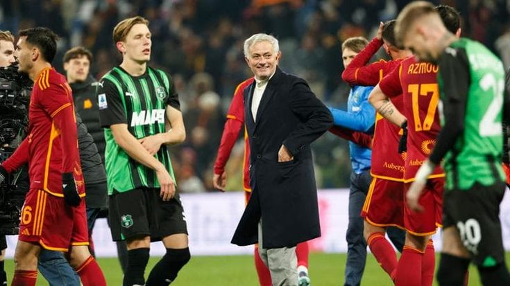 Mourinho in polemica con gli arbitri risponde in portoghese: ecco perché