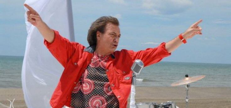 Tullio De Piscopo, 50 anni di storia e un nuovo show: "Scelgo la musica come un abito"