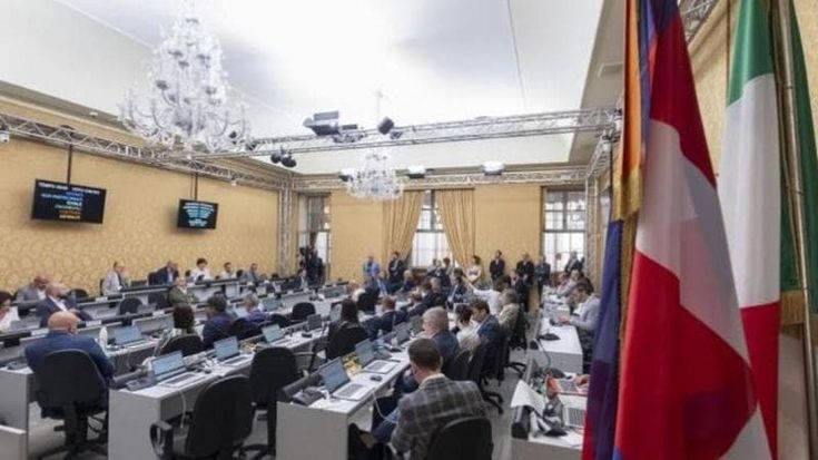 In Consiglio regionale bilancio al buio senza i dati della sanità, l’opposizione: “Poca trasparenza”