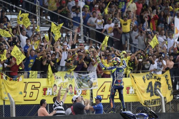 MotoGp, in Argentina il pubblico è tutto per Rossi