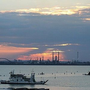 Sciopero dei Tir ai cancelli dell'Ilva di Porto Marghera