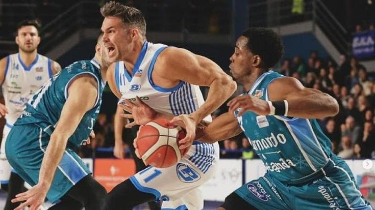 Bruno Cerella, chi è il giocatore di basket nuovo amore di Belen
