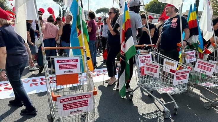 Cgil, a Roma la manifestazione per i diritti. Landini: “Siamo la piazza che paga le tasse. È il momento del salario minimo”