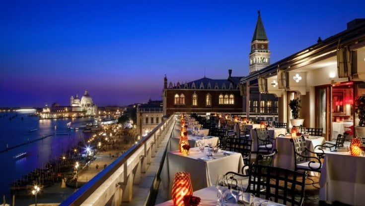 I 200 anni di storia dell'hotel Danieli di Venezia raccontati in un menù