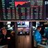 Borse positive, ma le tensioni politiche fanno salire lo spread