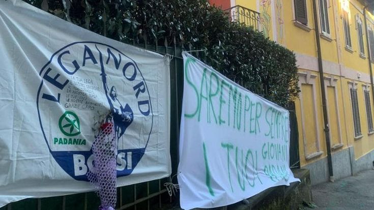 Manuela, i figli, gli amici di Bossi nel bunker di Gemonio. “In troppi l’hanno tradito”