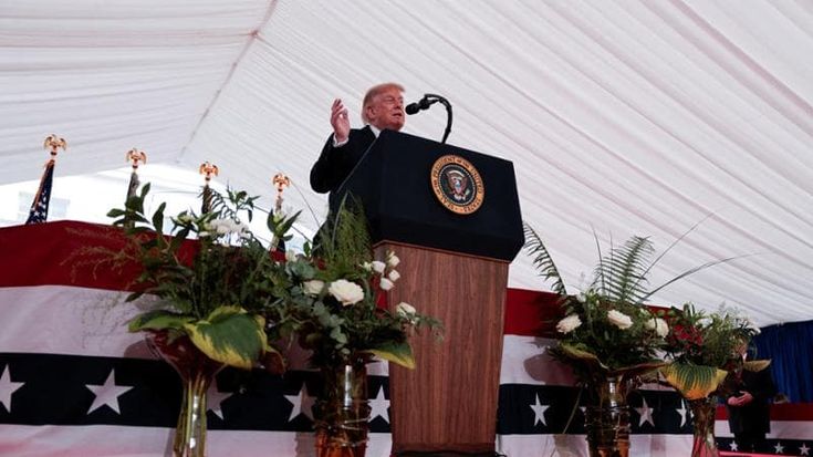 Trump in visita a Dublino: “L’Irlanda tornerà a essere unita: sarà bellissimo”