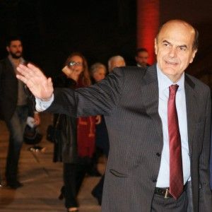 Bersani a Grillo: "Lasci stare Letta, &egrave; una persona perbene"