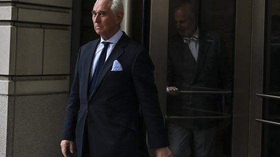 Russiagate: Roger Stone, l'ex consigliere di Trump, si dichiara non colpevole