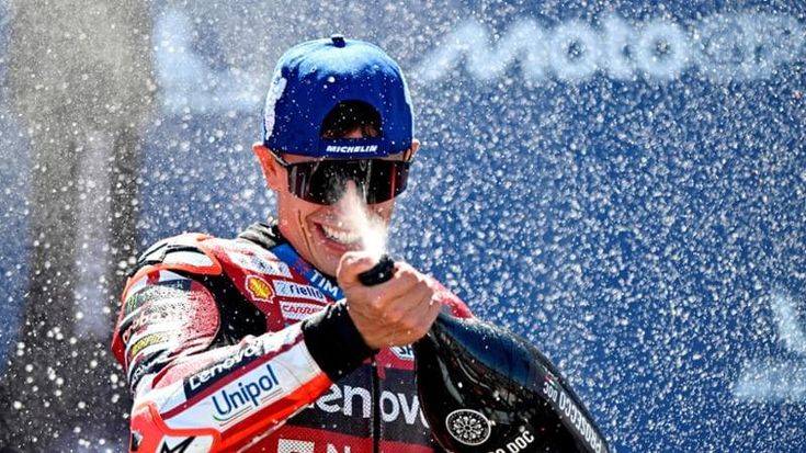 La tripletta di Marc Marquez: vince anche ad Aragona e Misano diventa decisiva