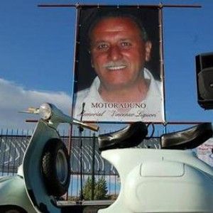 Pollena Trocchia, invasione di moto in onore di Vincenzo Liguori