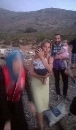 Grecia, migranti soccorsi da una famiglia di turisti italiani in barca 