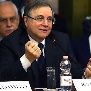 Bankitalia: a febbraio calano prestiti a famiglie e imprese