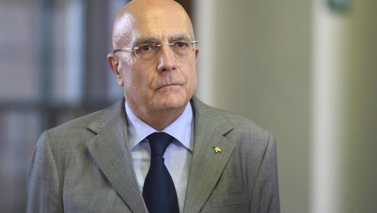 Comunali a Milano, Gabriele Albertini: "Non sarò io il candidato sindaco del centrodestra". Salvini: "Troveremo uomo o donna all'altezza"
